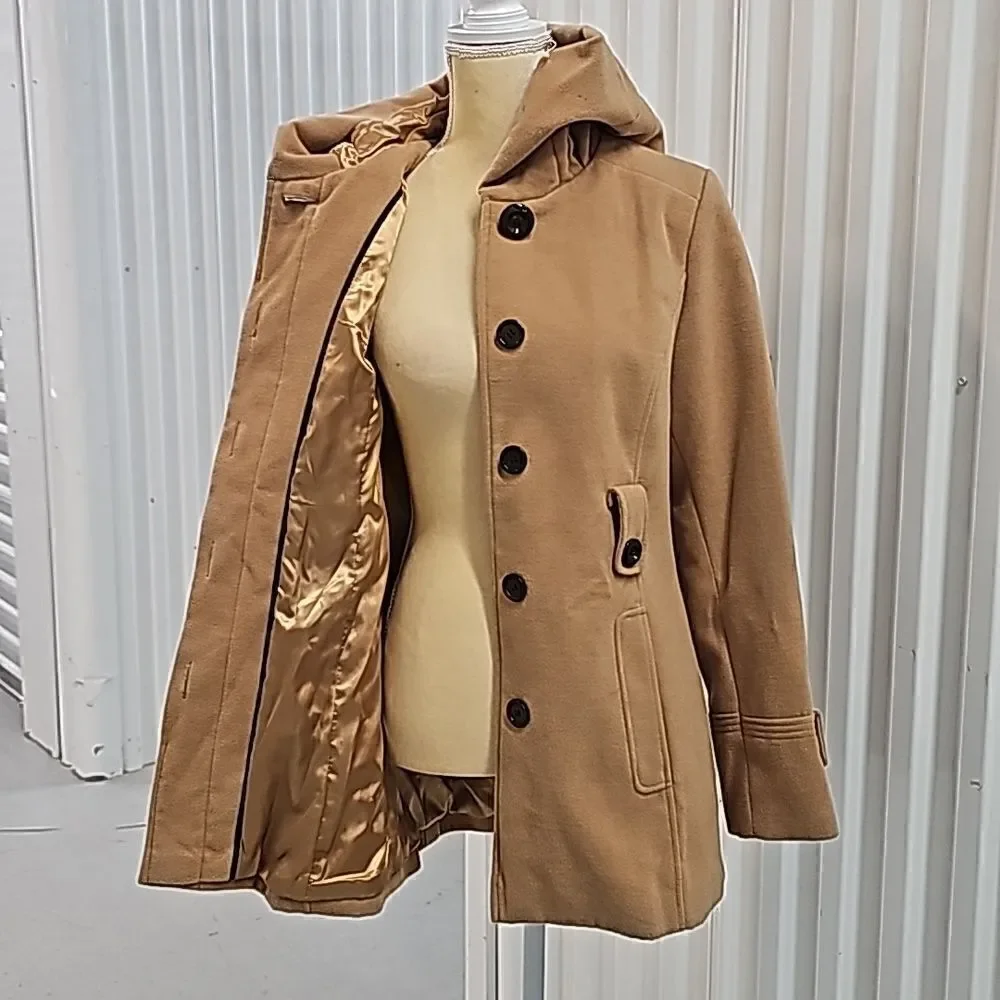 George Camel Tan Hooded Jacket, Size Medium‎